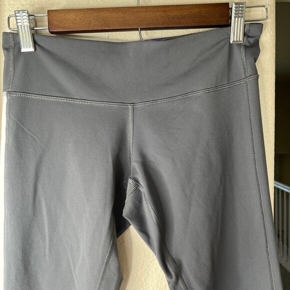 Lululemon Amped Crop Women’s Leggings Low Rise In Gray Purple White Sz 6 #499 - Picture 3 of 12